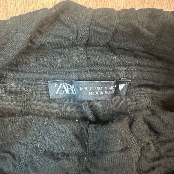 ZARA Black Textured Mini Dress 🖤 Drop Waist Mock Neck Size S - Picture 3 of 3